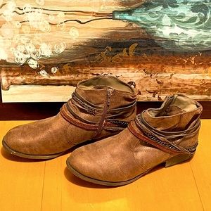 COPY - Jellypop Ankle Boots